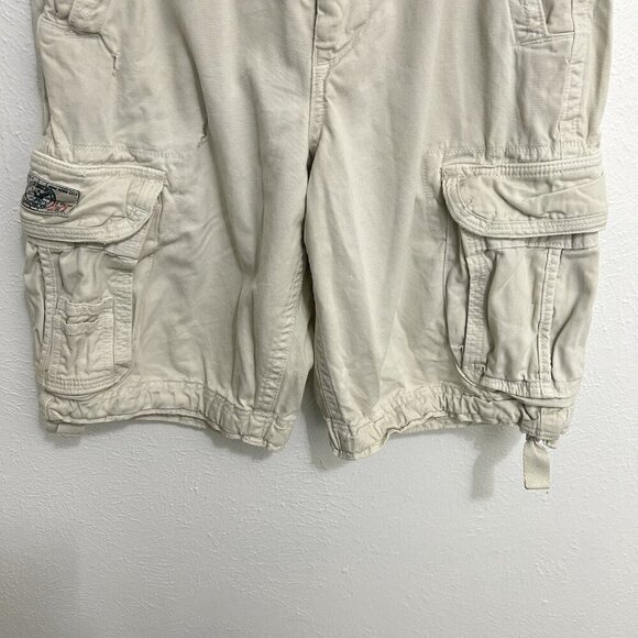 American Eagle Cargo Shorts Mens 30 Ivory Extreme Flex Longer Length Distressed - Picture 3 of 11
